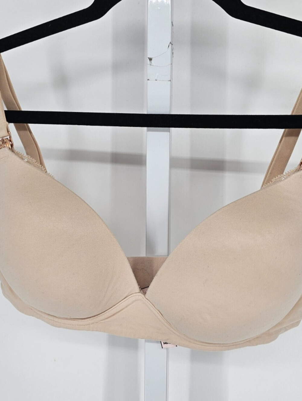 Body by Victorias Secret Womens Sz 34D No Wire T Shirt Bra Beige